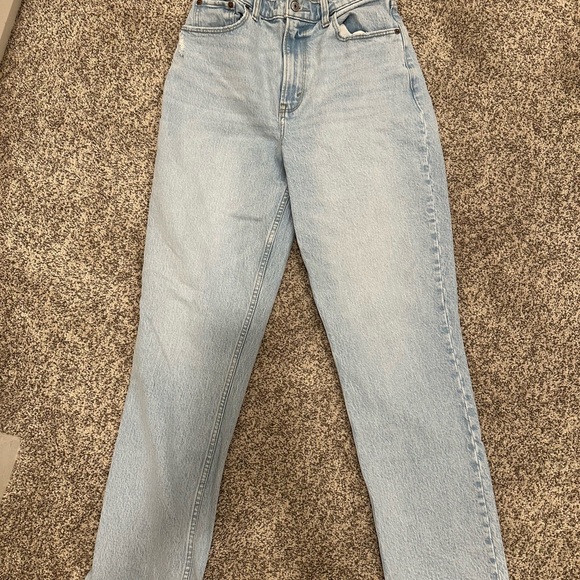 Abercrombie & Fitch 90s Straight Ultra High Rise Jeans size 4R - Picture 3 of 5